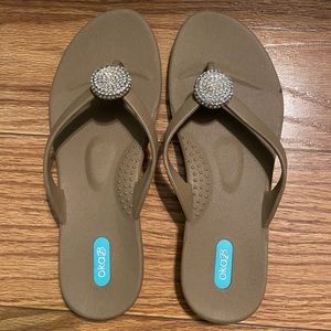 Oka-B Flip Flops
